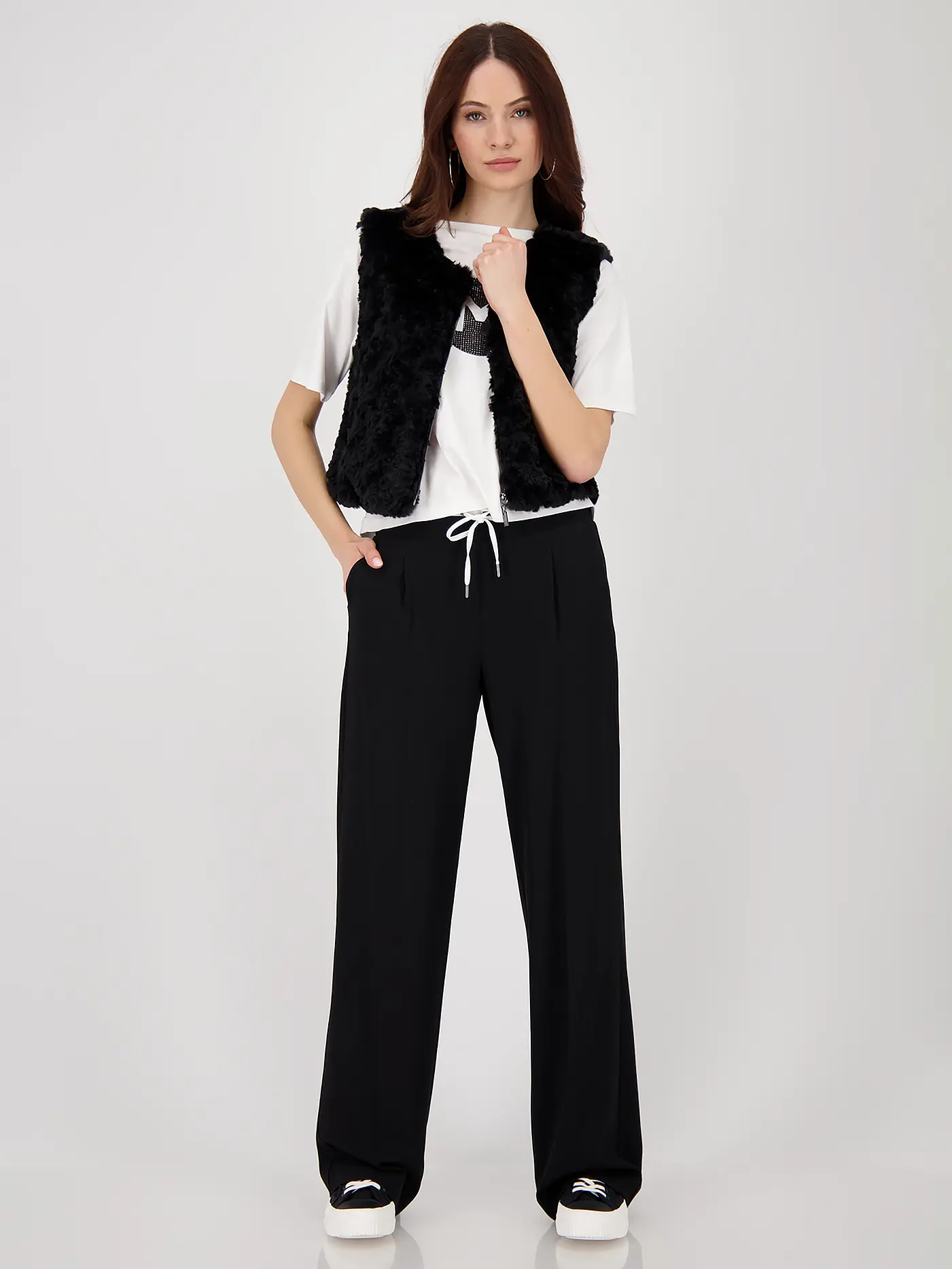 MONARI | Gilet in Felloptik | 